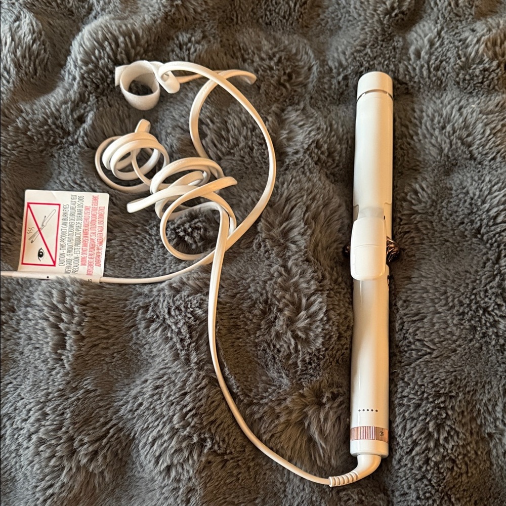 T3 1.25 White & Rose Gold Curling Iron